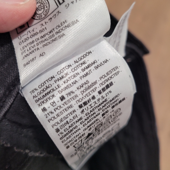 Levi's 505 Straight Fringe Black Jeans - Picture 5 of 7